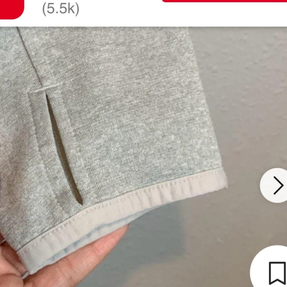 The North Face Women's Grey and Red Hoodie Large - Picture 4 of 11